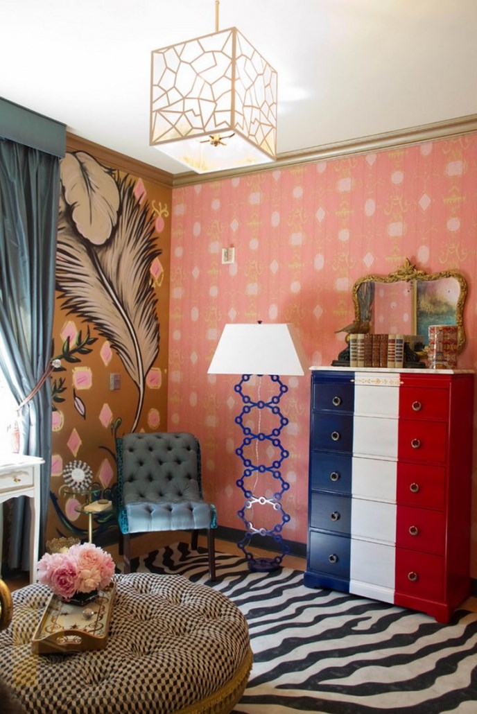 [تصویر: eclectic-bedroom-arianparax-688x1030.jpg]