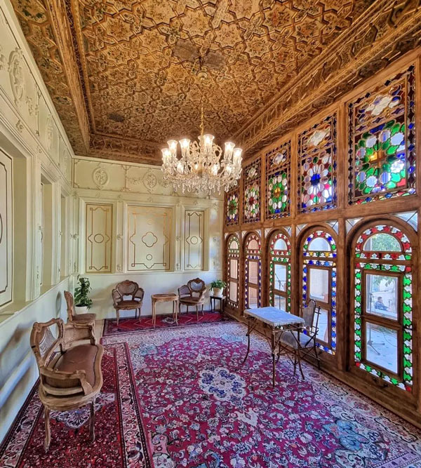 طراحی اتاق نشیمن سنتی