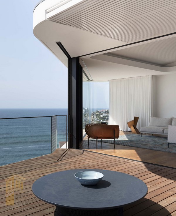 خانه دو طبقه 350 متری ساحلی