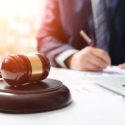 lawyer-office-interior طراحی دفتر وکالت