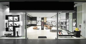 طراحی داخلی فروشگاه کفش